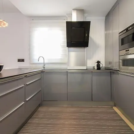 Apartment Plaza